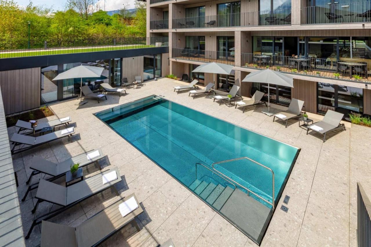 Emma Deluxe Aparthotel Mit Beheizten Aussenpool Direkt Beim Skibus Piesendorf Exterior photo