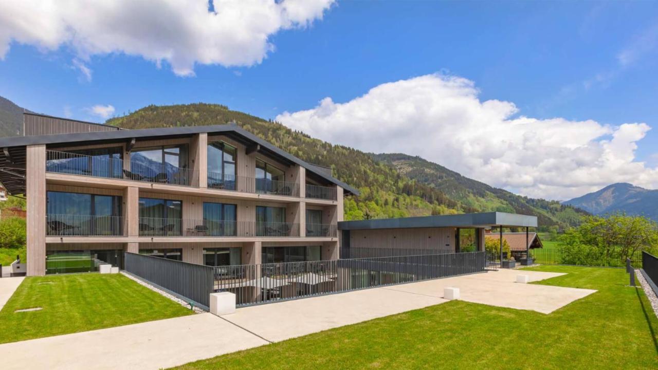 Emma Deluxe Aparthotel Mit Beheizten Aussenpool Direkt Beim Skibus Piesendorf Exterior photo