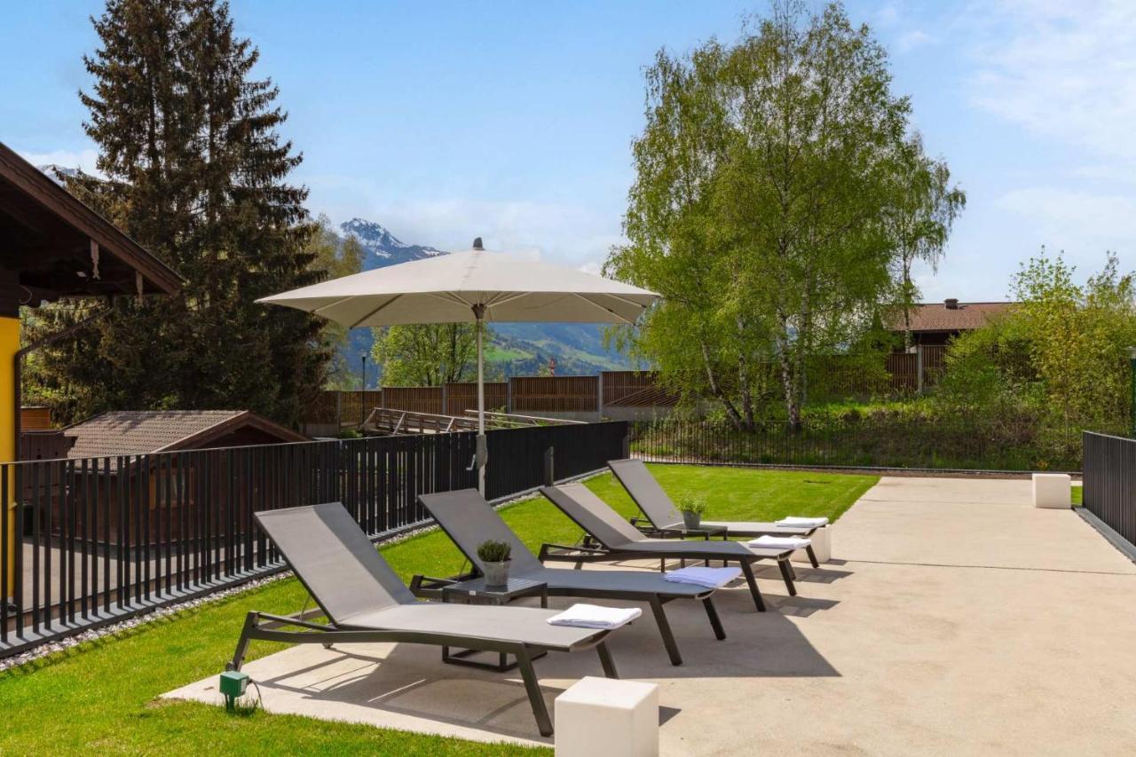 Emma Deluxe Aparthotel Mit Beheizten Aussenpool Direkt Beim Skibus Piesendorf Exterior photo