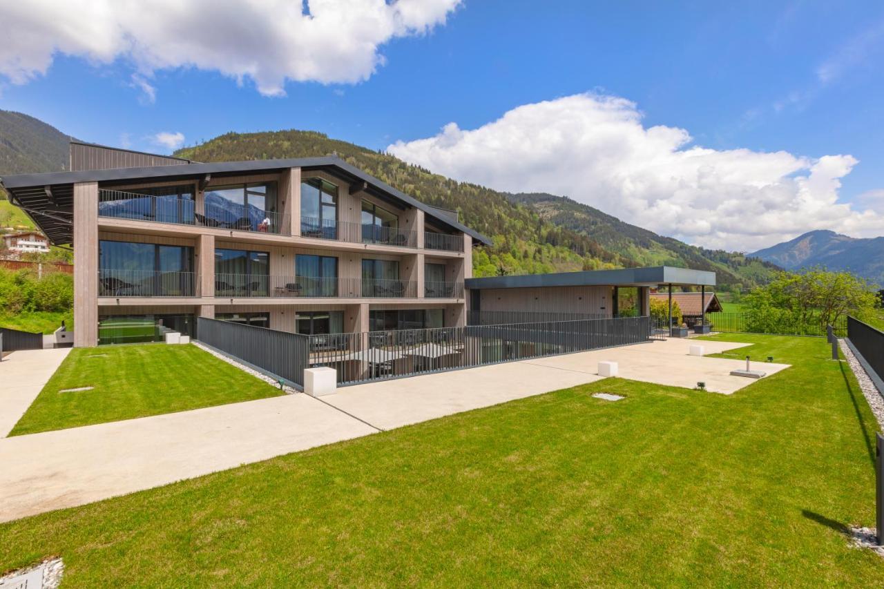 Emma Deluxe Aparthotel Mit Beheizten Aussenpool Direkt Beim Skibus Piesendorf Exterior photo